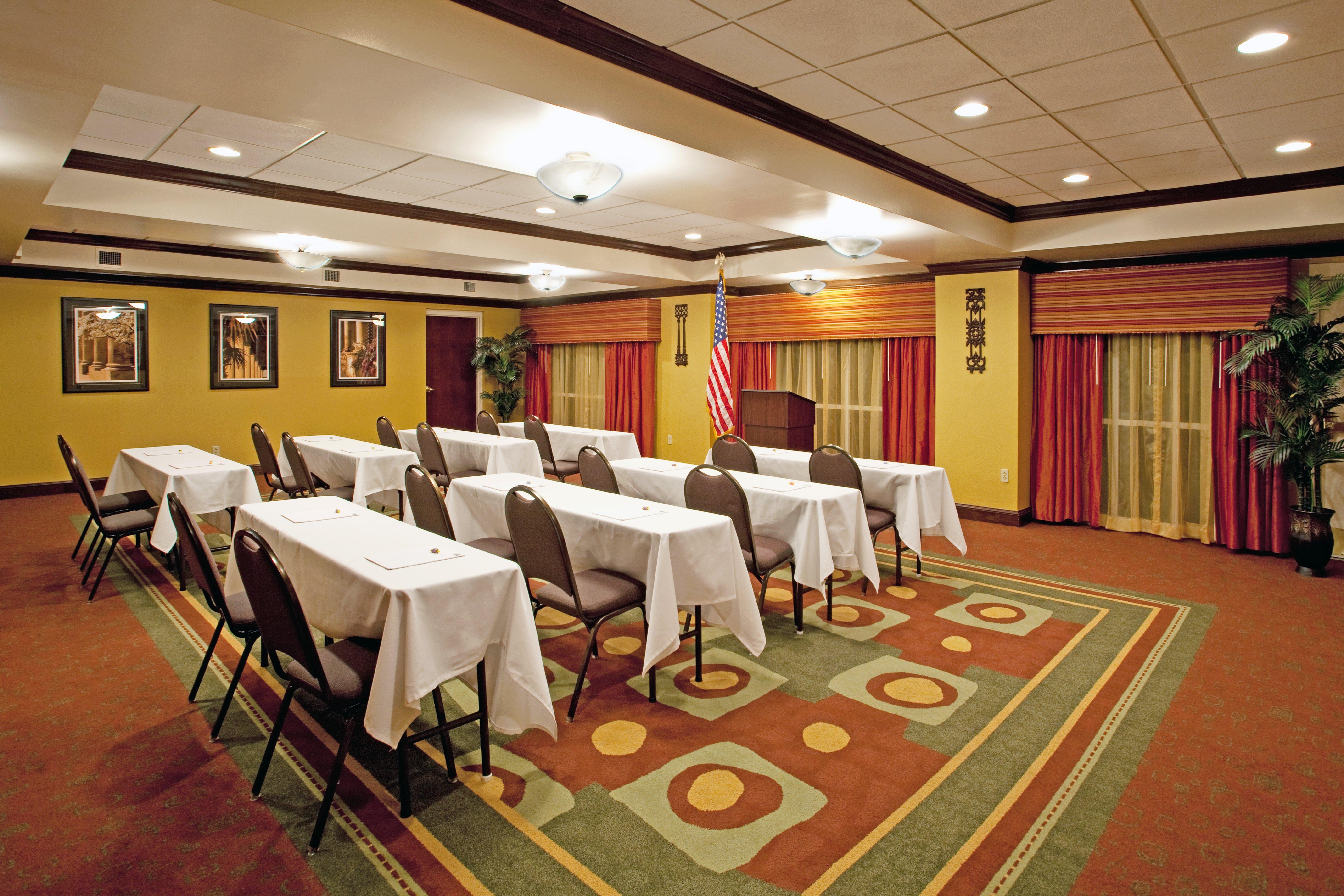 Holiday Inn Express Hotel & Suites Charleston-Ashley Phosphate By Ihg North Charleston Esterno foto